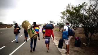 Colombia habilitó ocho albergues para venezolanos desplazados por la guerrilla