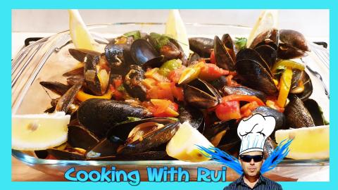 Fresh Mussels In Tomato Sauce