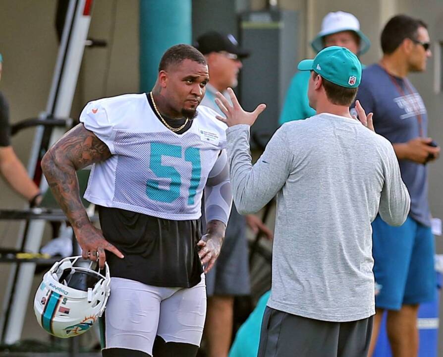 Mike Pouncey reacts to Aaron Hernandez suicide - The Phinsider