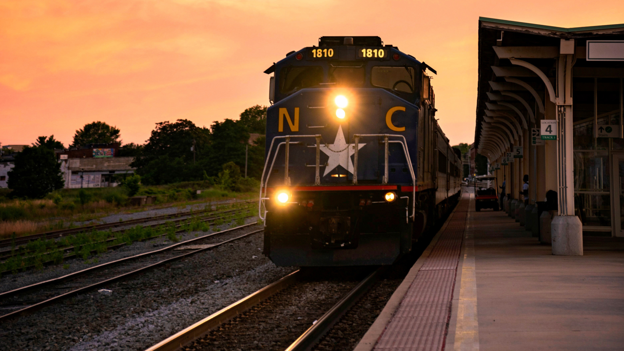 Passenger train ridership sets record in North Carolina | Raleigh News &  Observer