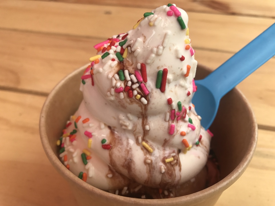 Locally owned JoCo shop offers coffee, doughnuts, ice cream Kansas