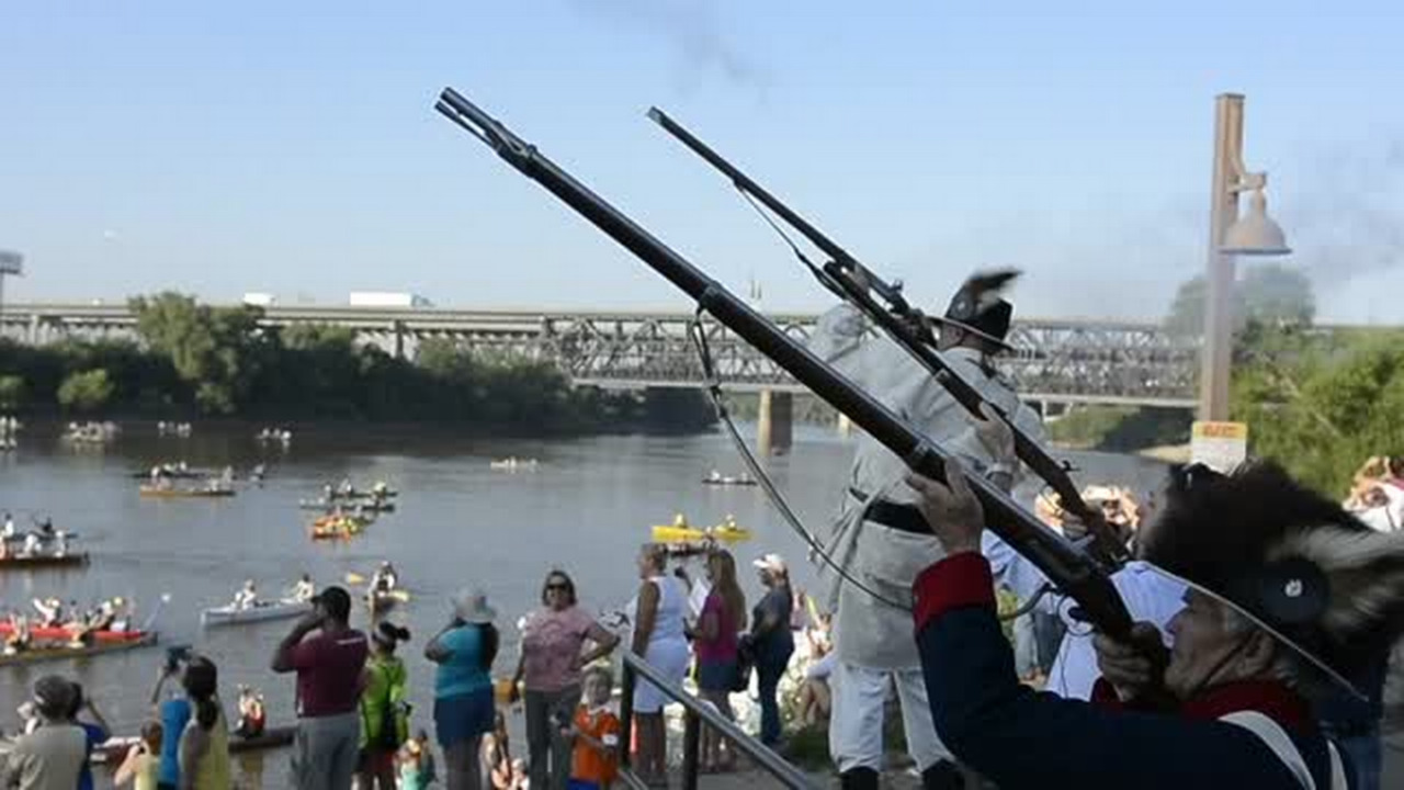 And they’re off Paddlers start Missouri River race Kansas City Star