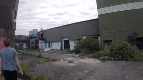 CREEPY ABANDONED FACTORY YIKES