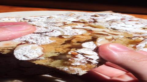 Almond Croissant Bars | SweetTreats