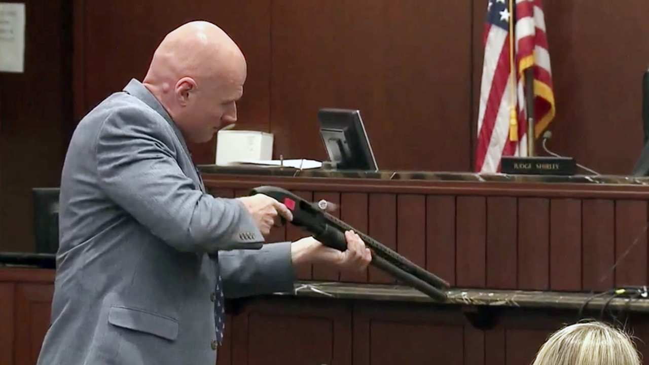 Investigator Dry Fires Defendants Shotgun During Closing Arguments In Triple Murder Trial