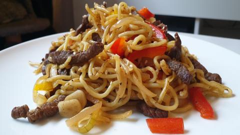Fried Noodles with Beef