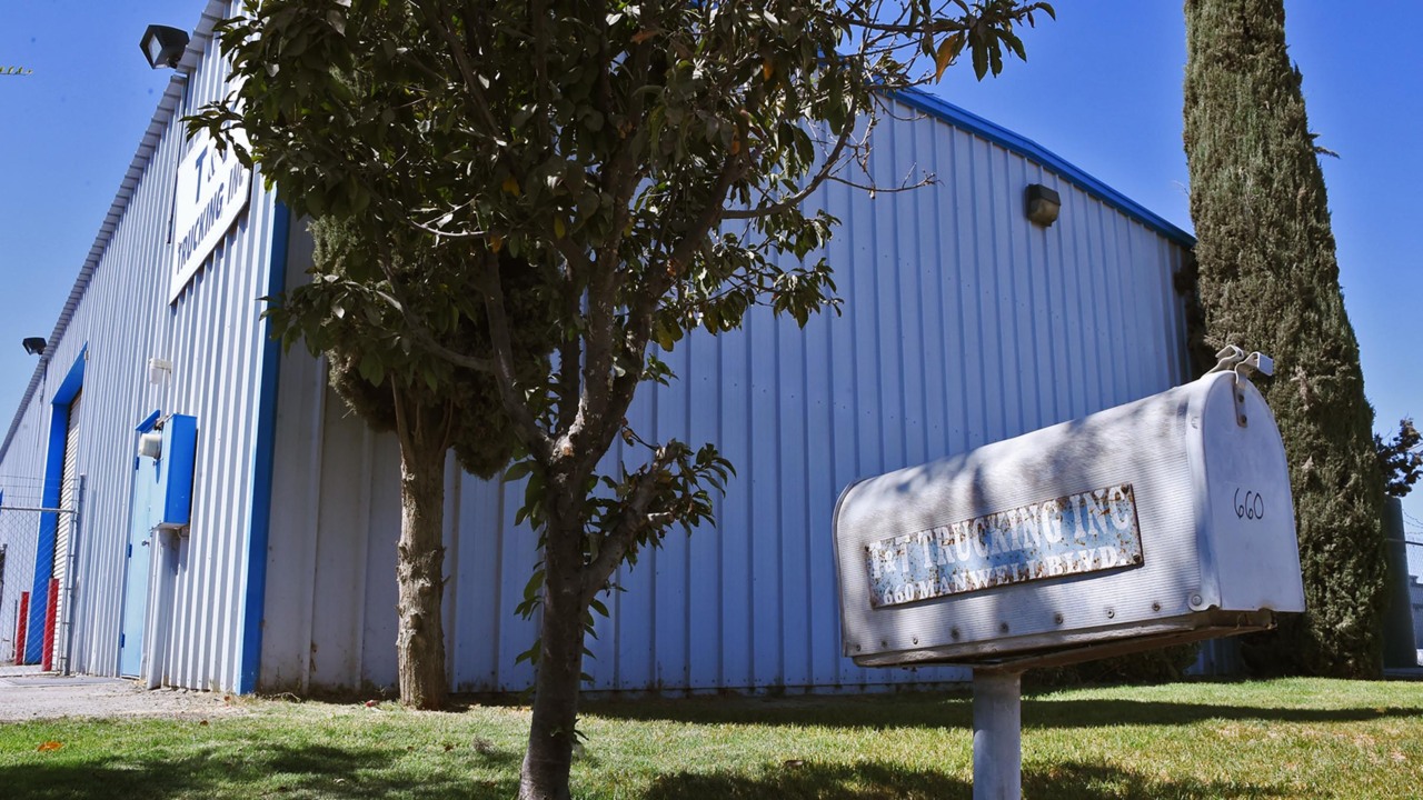 bakersfield mass shooting eyewitness describes scene Lexington Herald