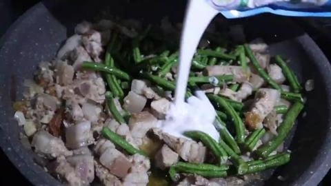 TBS237_ Pork Ginataan