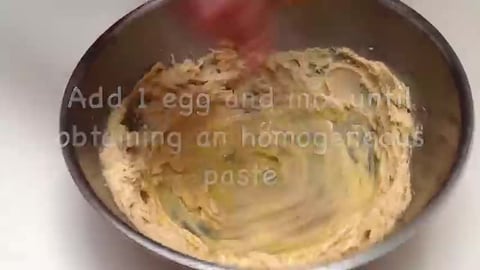 Soft and Chewy Chocolate Chip Cookies