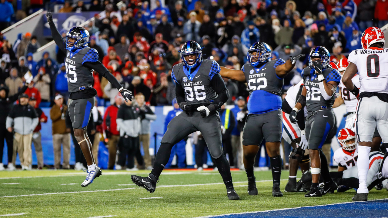 Kentucky Football Deone Walker On Loss To Georgia Bulldogs | Lexington ...