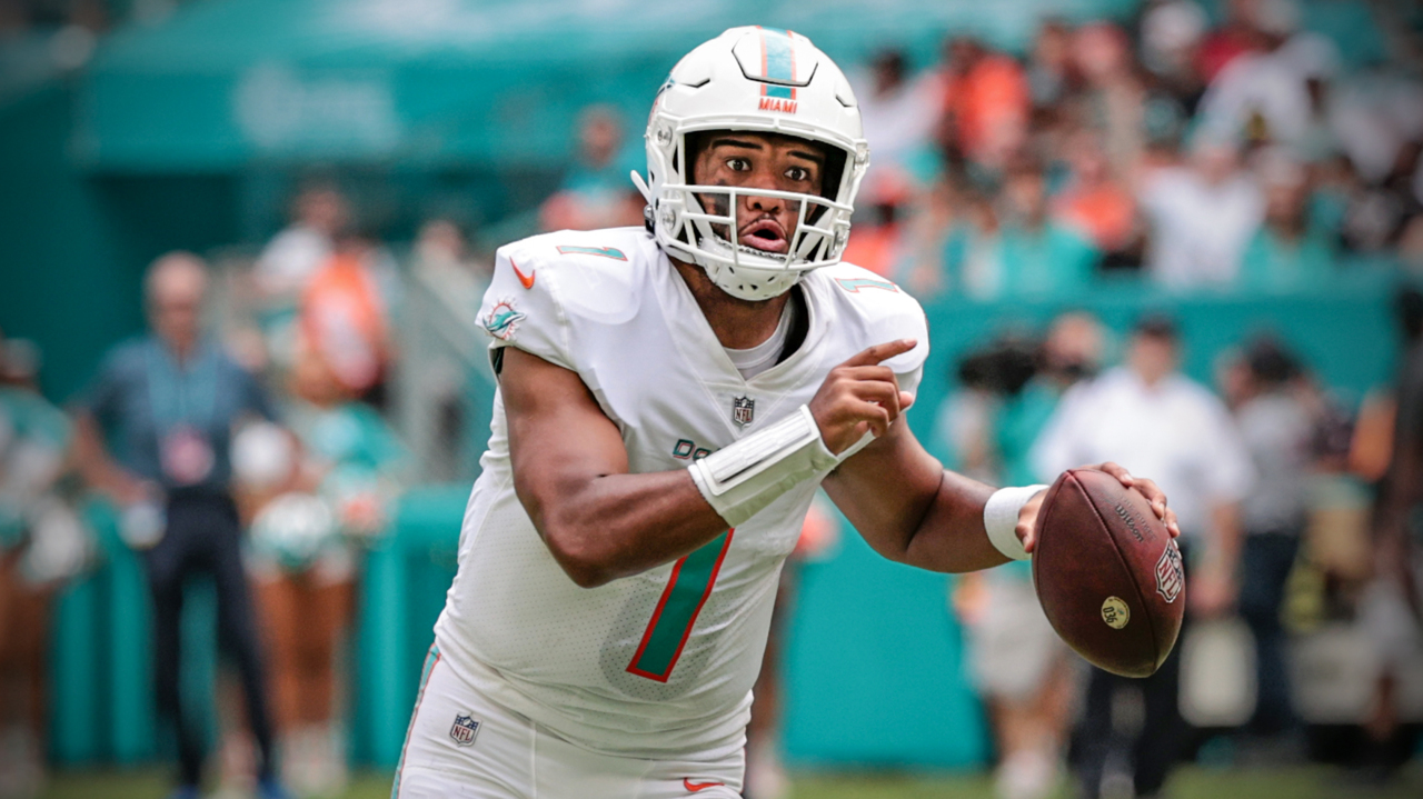 Miami Dolphins Zone - New Dolphins RB Chase Edmonds said he is excited to  see what he can do with QB Tua Tagovailoa and had an interest in playing  with him before