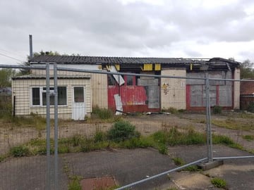 Abandoned Garage and petrol station...