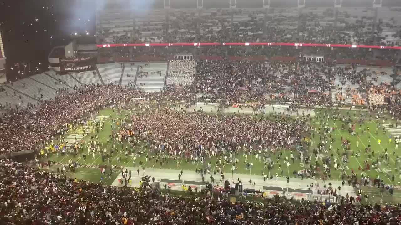 South Carolina football fans storm field after Tennessee win The State