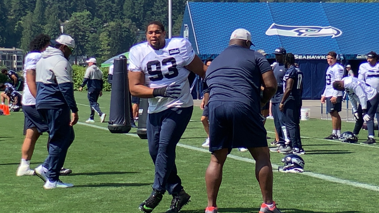 Big Al” Woods thrives in Red Bryant-like Seahawks role