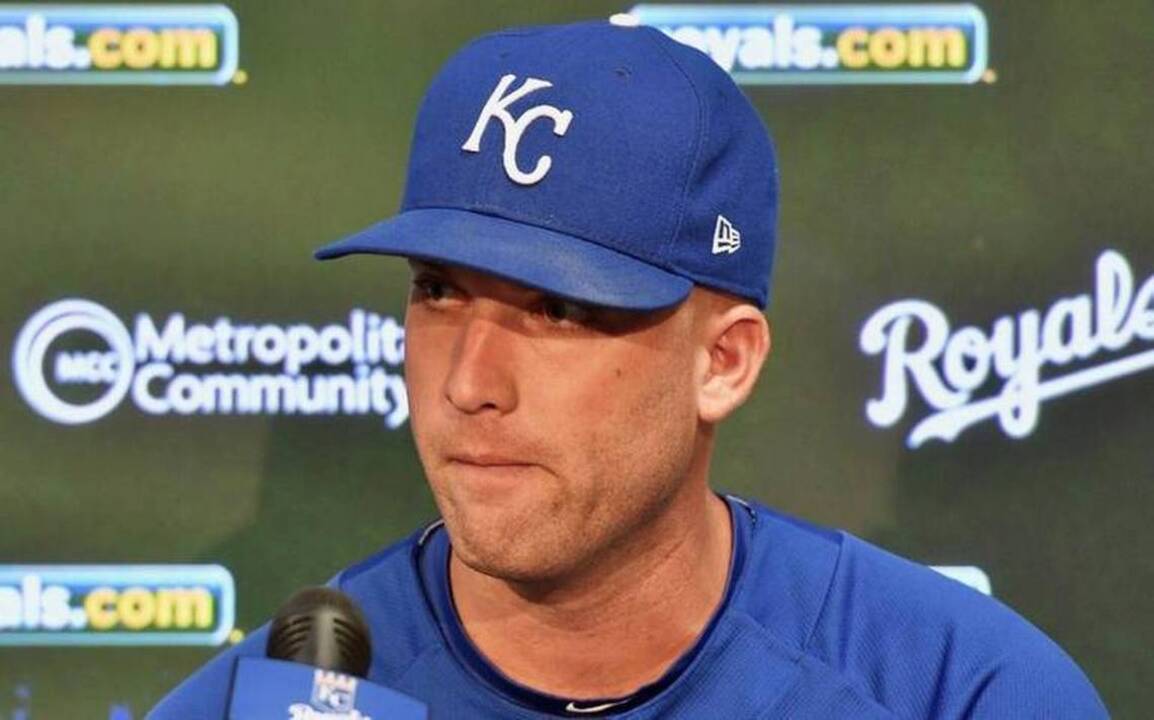 Dodgers get Royals left-hander Danny Duffy for playoff push - NBC