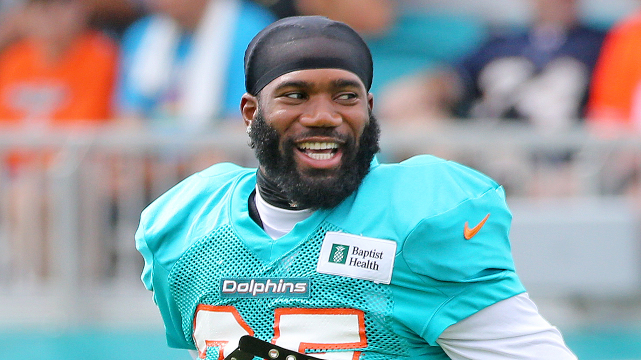 Report: Dolphins, CB Xavien Howard agree to new five-year deal