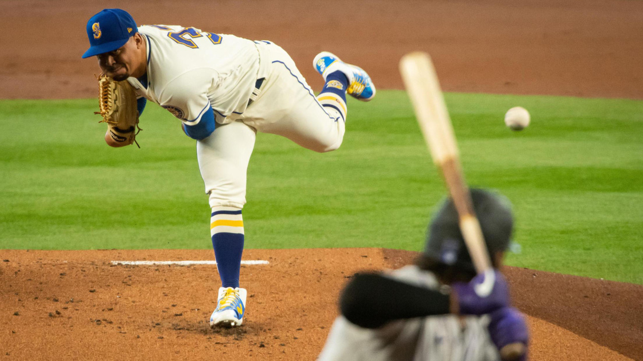 Charlie Blackmon, cleared of coronavirus, joins Rockies for camp