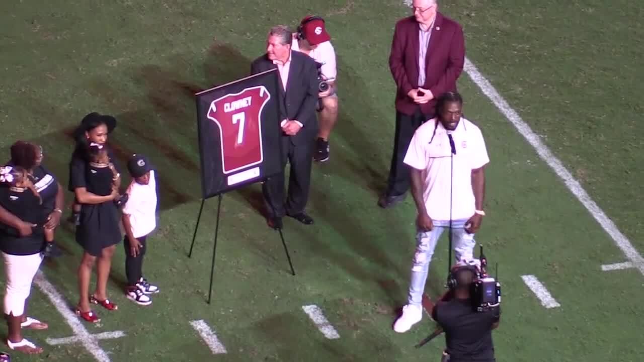 South Carolina to retire DE Jadeveon Clowney's No. 7 jersey