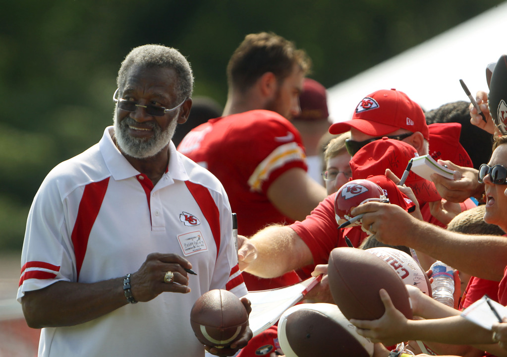 1980: Bobby Bell, Chiefs Hall of Honor