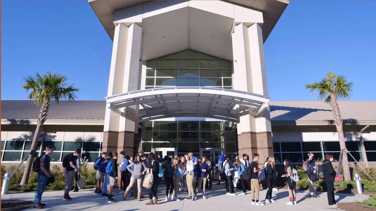 Beaufort Co. to decide school makeup days Hurricane Dorian Hilton