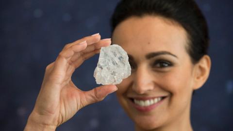 Titan Trending - The Largest Diamond Found In A Century