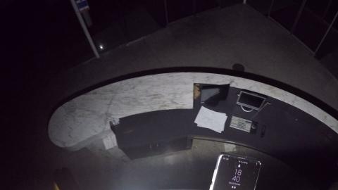 POV ABANDONED OFFICE EXPLORE WHAT I SEE WHEN EXPLORING......