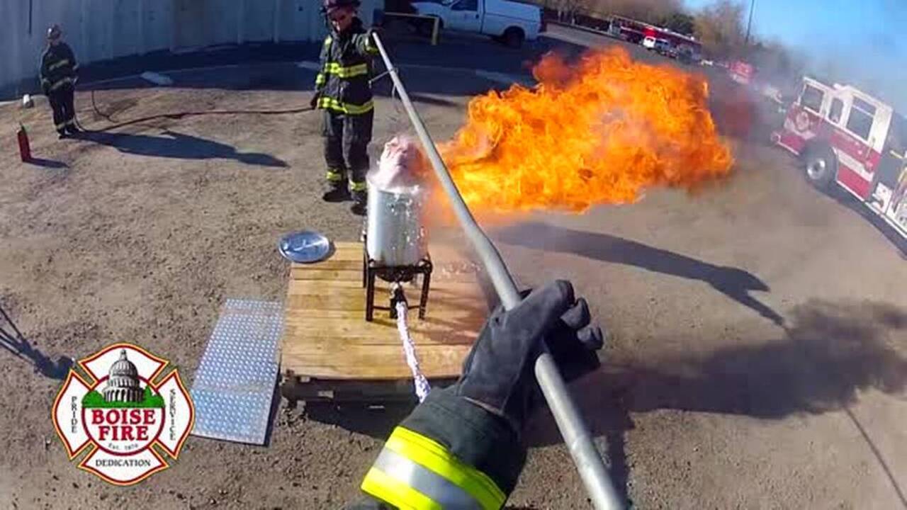 Here's how you shouldn't deep fry a turkey Kansas City Star