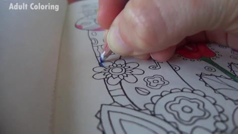 Coloring a flower! Relax with me :)