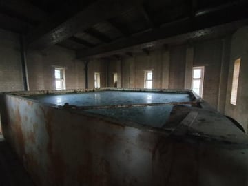 INSANE ABANDONED WATER TOWER