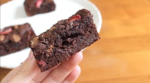 Delicious Strawberry Chocolate Chunk Brownies