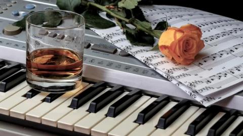 Soothing Piano Song. Relaxing Piano Music for Sleep, Stud...