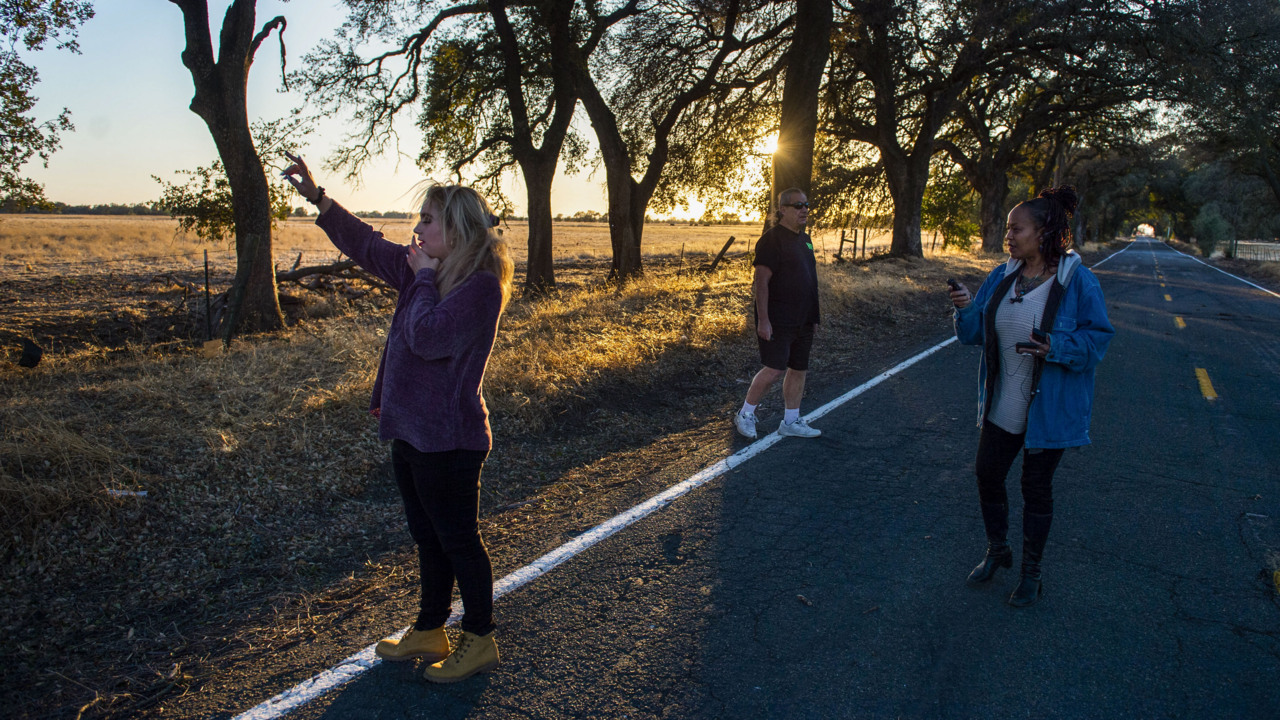 Paranormal investigators search of ghosts on Dyer Lane near Roseville