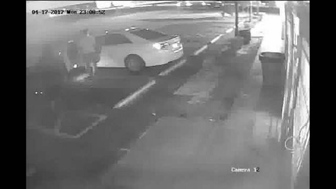 Thief Knocks Out Man Steals His Car In Broward Biloxi Sun Herald 4406