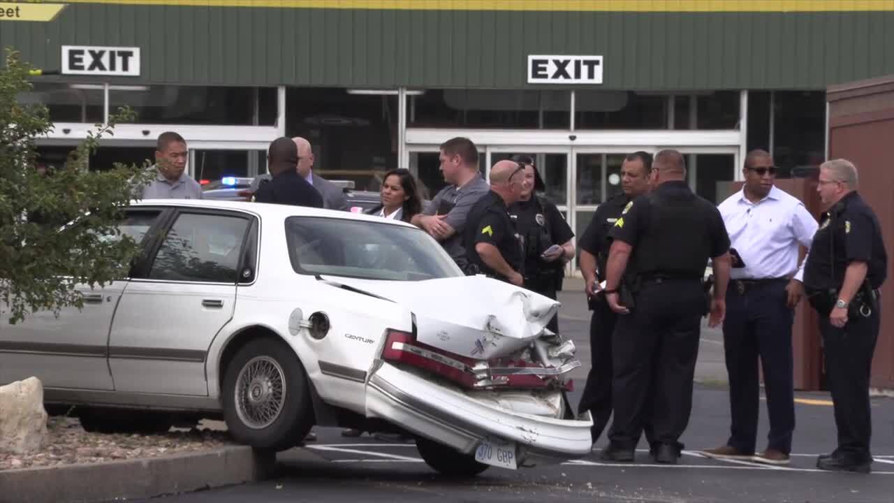 Wichita police investigate stolen car, chase Wichita Eagle