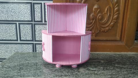 Mini Organizer from waste paper