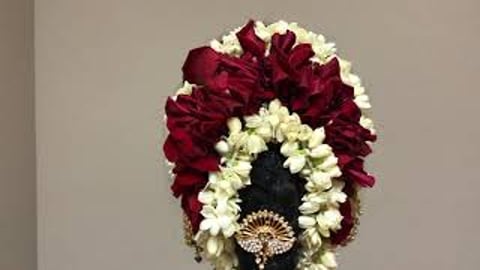 Simple Rose Pettals Hair style decoration