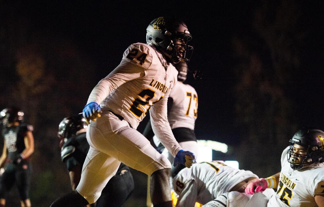 Lincoln takes Tacoma pride into state football semifinals