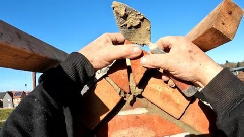 The final brick! Satisfying!