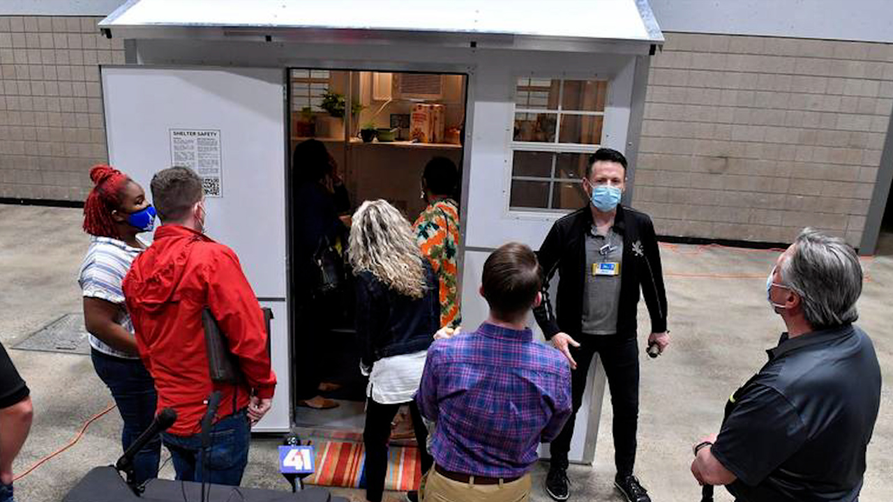 Kansas City leaders unveil ‘tinyhome’ village proposal to help address