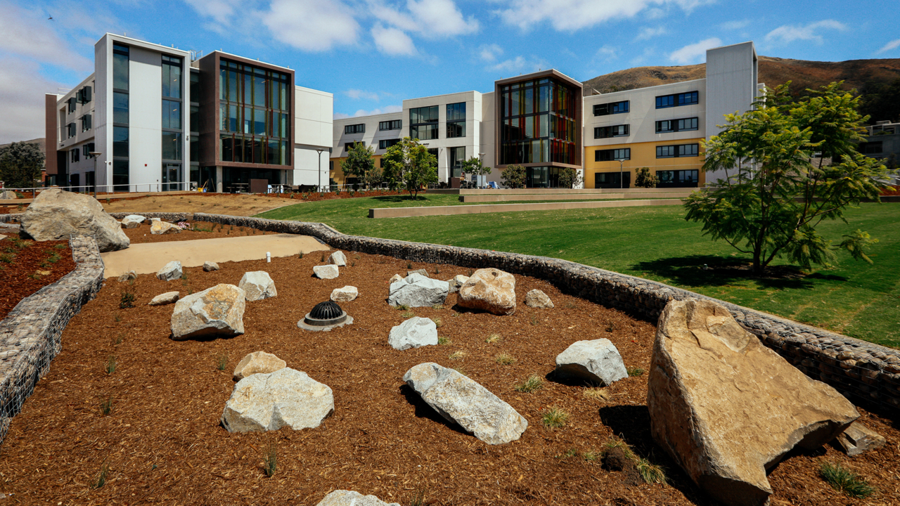 Tour the new student housing complex and dorms at Cal Poly San Luis