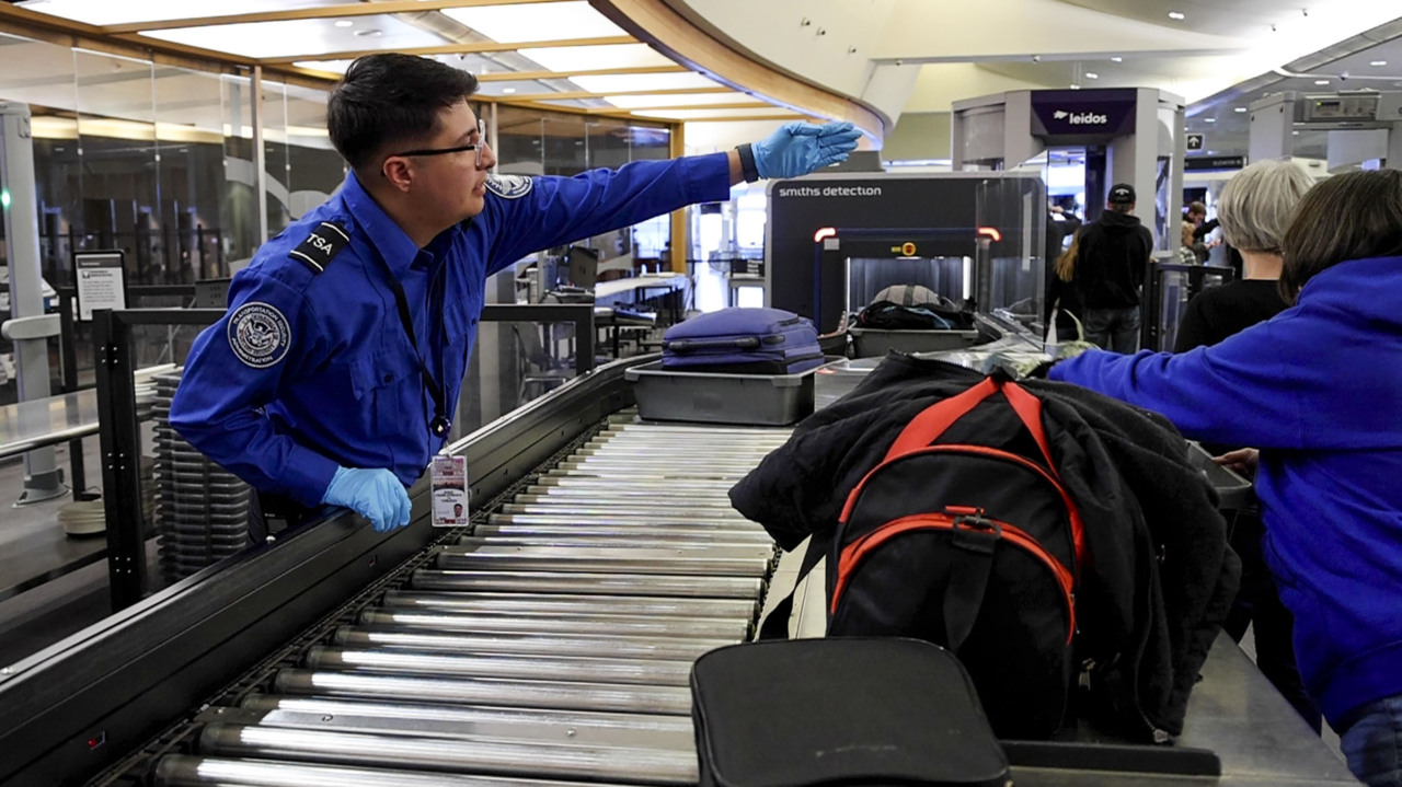 Hstoday TSA Stops Ninja Knife Set at Boston Logan - HS Today