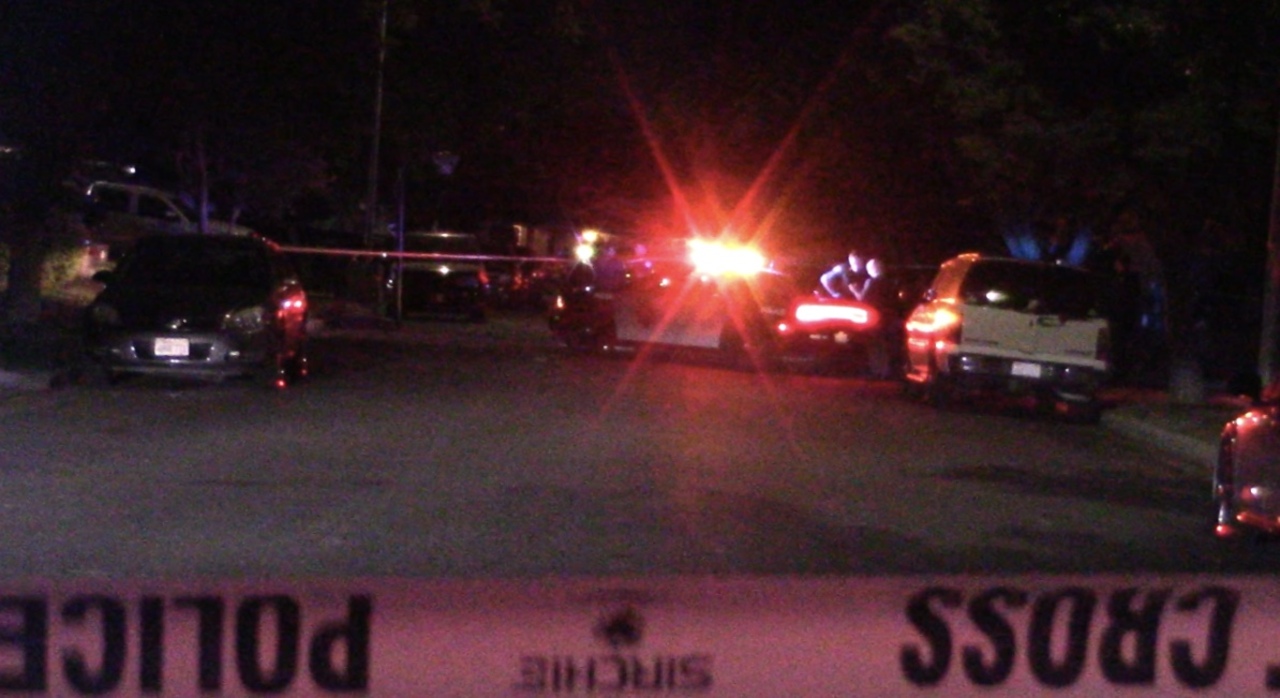 Police Searching For Suspects After Four Victims Were Shot In Northwest ...