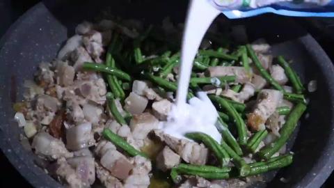 TB237_ Pork Ginataan