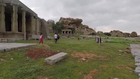 Kadalekalu Ganesha Temple | Hampi