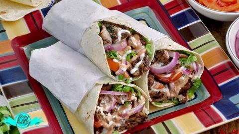 THE BEST HOMEMADE CHICKEN SHAWARMA WITH YOGURT-GARLIC SAU...