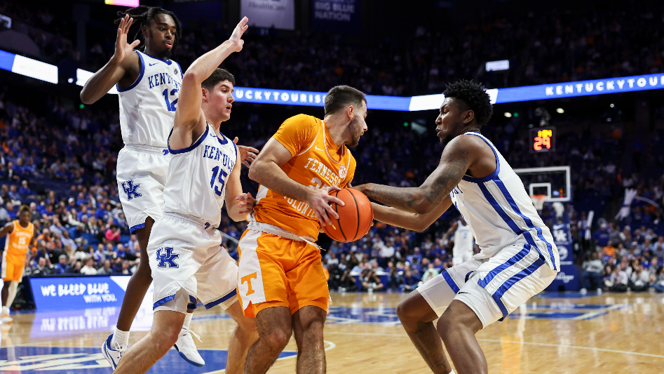 Kentucky Basketball Preparing For Tennessee Volunteers | Lexington ...