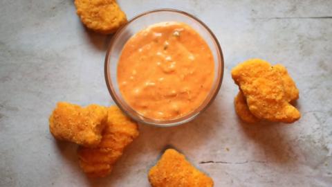 McDonald's Sriracha Mac Sauce | It's Only Food with  Chef...