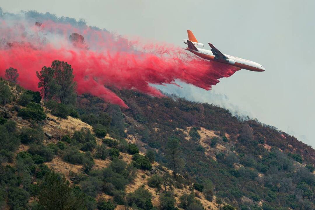 Crews continue to battle Detwiler fire near Coulterville Kansas City Star