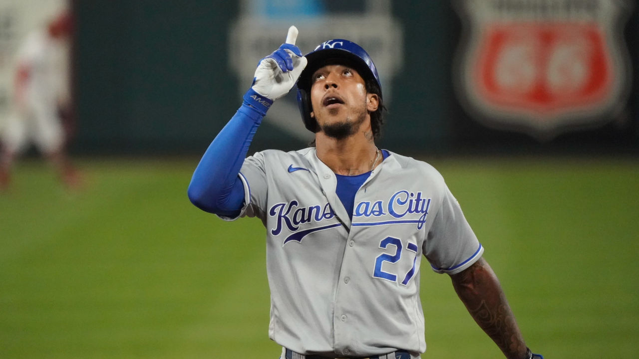 Mondesi, Keller and others sign one-year deals with the Royals avoiding  arbitration