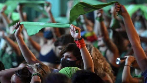 Con la Constitución vigente, en Argentina no puede haber «aborto legal»